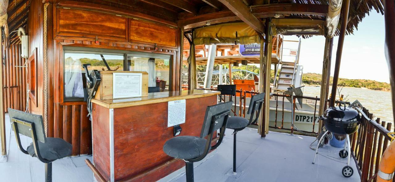 Maggie May House Boat - Colchester - 5Km From Elephant Park Eksteriør bilde