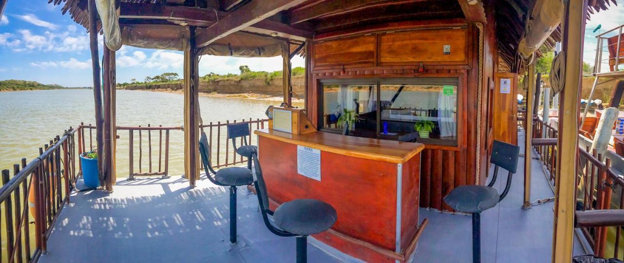 Maggie May House Boat - Colchester - 5Km From Elephant Park Eksteriør bilde